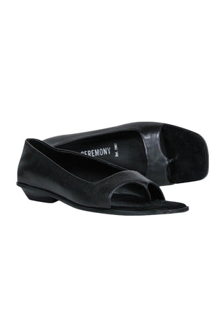 OPENING CEREMONY Women's Black Dora Square Toe Flats NEW