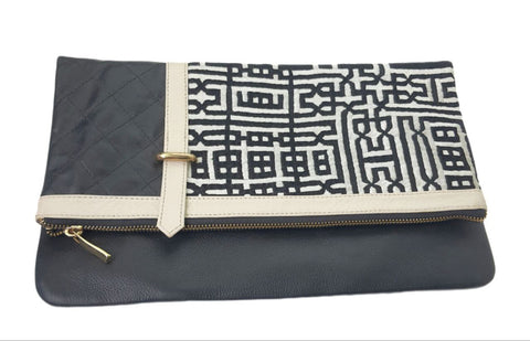 POPINJAY Women's Black Kubic Large Clutch #PY203 13'x8' One Size NWT