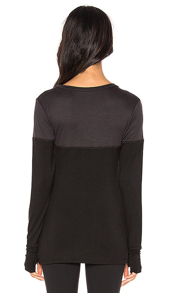 BODY LANGUAGE SPORTSWEAR Women's Cara Pullover Top, Black, Small