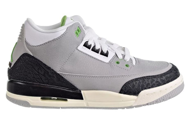 NIKE Men's Smoke Grey Air Jordan 3 Retro Sneakers #136064-006 NWOB