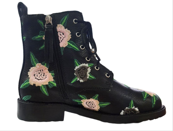 REBECCA MINKOFF Women's Floral Lamba Embroidery Gerry Boots #M3291007 6 NWB