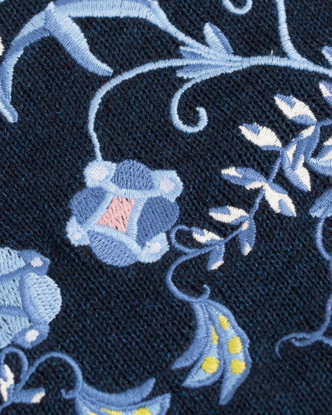 GANT Men's Blue Ocean Embroidered Knit Crew 84228 Size M $165 NWT
