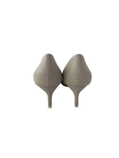 Max Mara Women's Ivory Pinrose Kitten Heel Leather Pumps Size 7 NWT