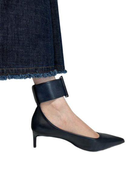 Max Mara Women's Black Pree Kitten Heel Leather Pumps Size 7 NWT