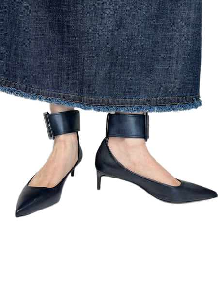 Max Mara Women's Black Pree Kitten Heel Leather Pumps Size 7 NWT