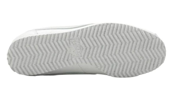 NIKE Women's White Classic Cortez Flyleather Sneakers #AR4874-100 Size 8 NWB