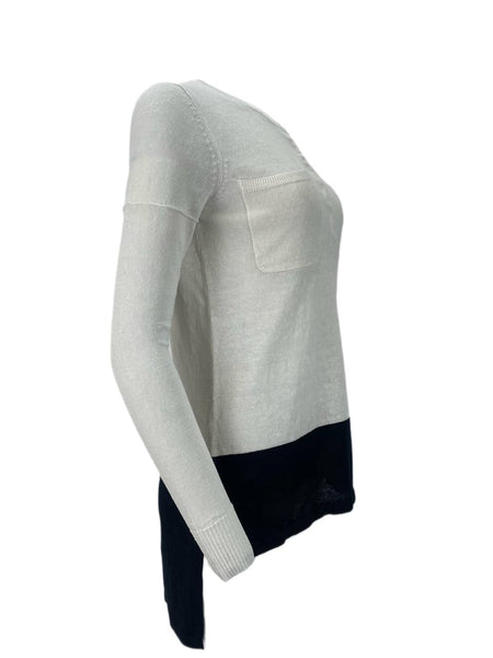 9/15 Women's White Navy Pockets Sweater #148K NWT