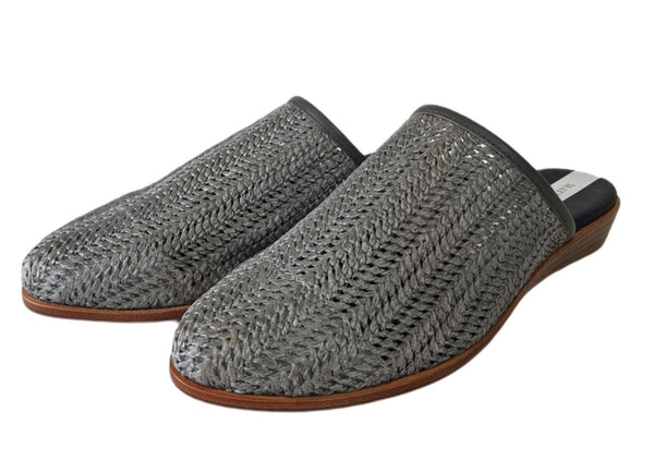 MATT BERNSON Women's Grey Ash Raffia Finch Slides #MB073 NWB