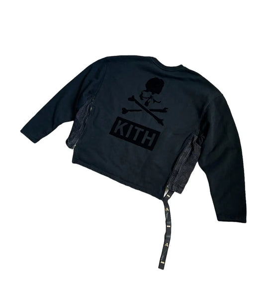 KITH X MASTERMIND WORLD Men's Black Crewneck Cargo Sweatshirt KH3398 NEW