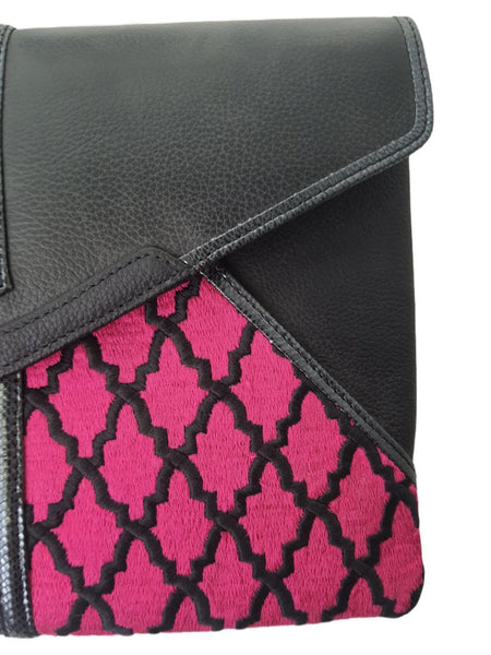 POPINJAY Women's Black Anfa Envelope Clutch #BX4 8'5"x12' One Size NWT