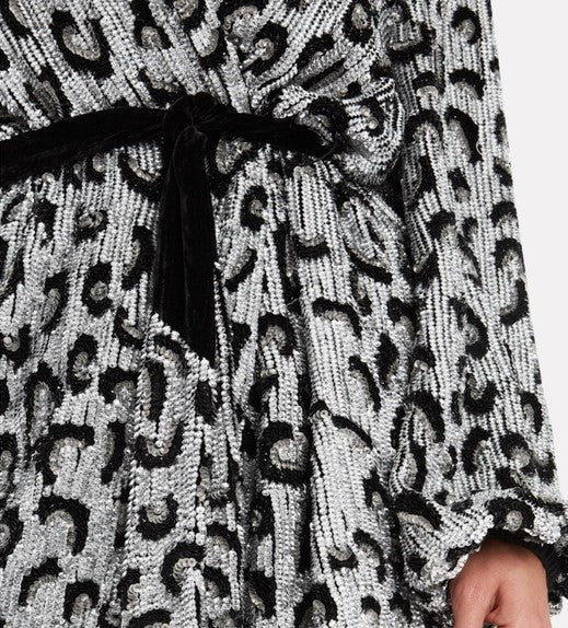 RETROFETE Women s Leopard Sequined Gabrielle Robe Dress 685 NWT Walk Into Fashion