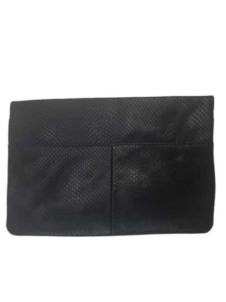 URGE Women's Black Leather Zip Closure Clutch Bag #BG2 One Size NWOT