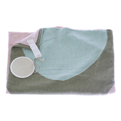 EGG by Susan Lazar Knit Logo Soft Stretchy Warm Baby Blanket NWT